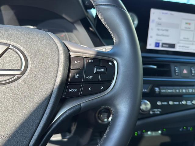 used 2023 Lexus ES 350 car, priced at $40,000