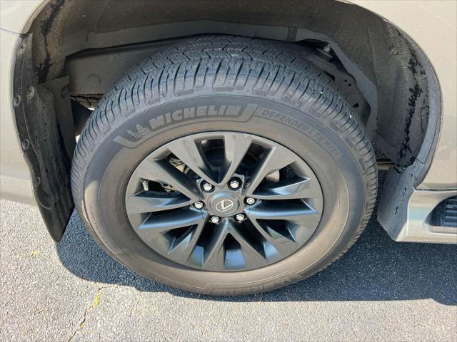 used 2021 Lexus GX 460 car, priced at $45,890