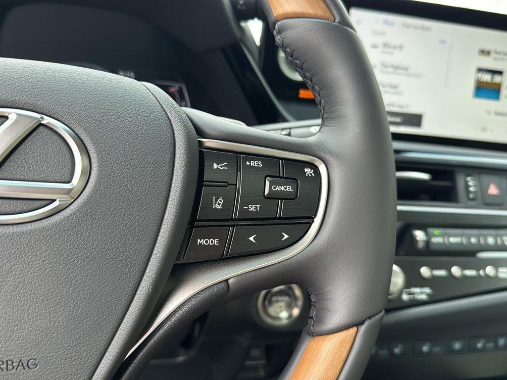new 2025 Lexus ES 300h car, priced at $54,409