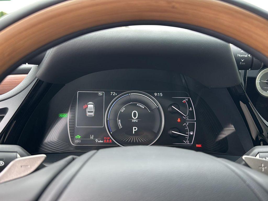 new 2025 Lexus ES 300h car, priced at $54,409