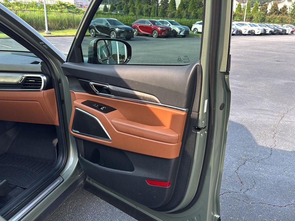 used 2024 Kia Telluride car, priced at $47,900