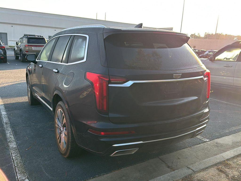 used 2021 Cadillac XT6 car