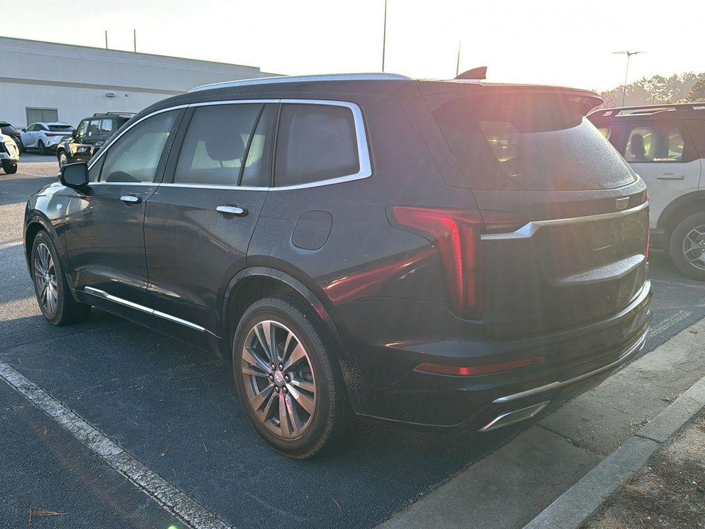 used 2021 Cadillac XT6 car