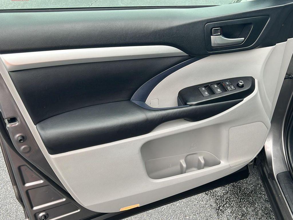 used 2018 Toyota Highlander car, priced at $22,500