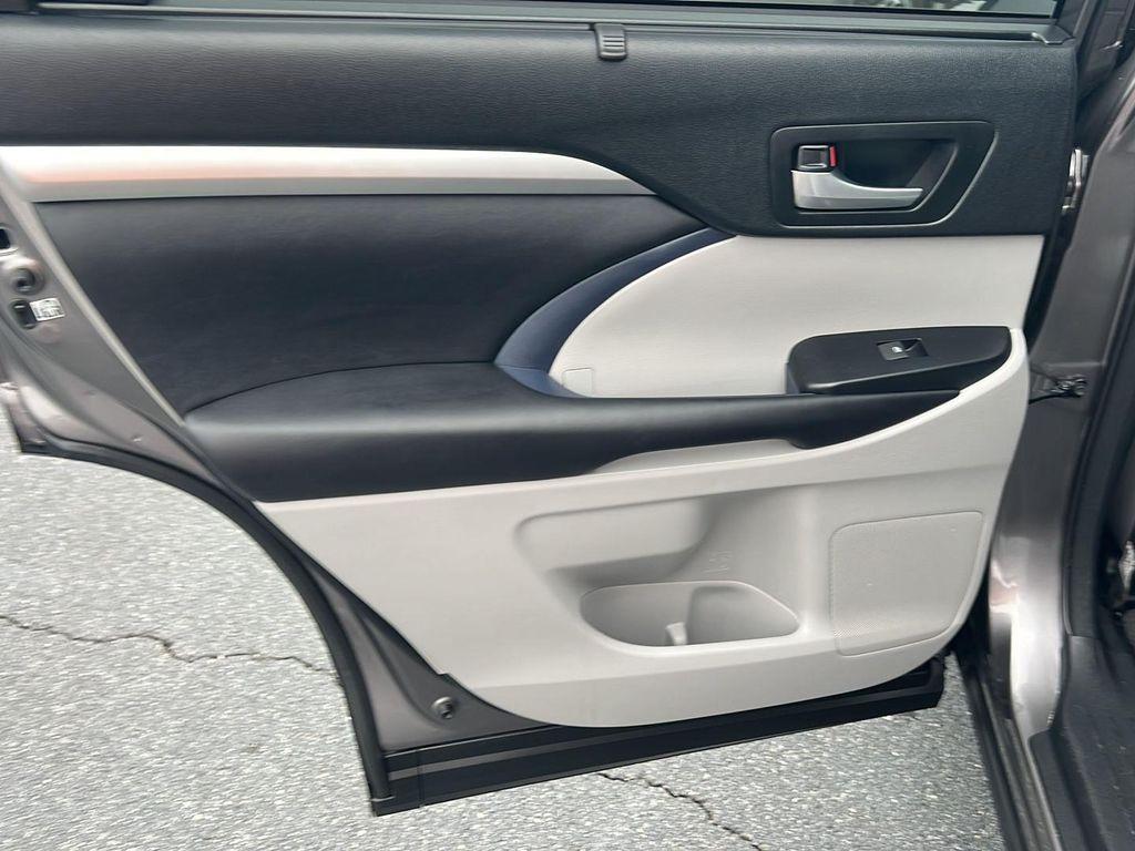 used 2018 Toyota Highlander car, priced at $22,500