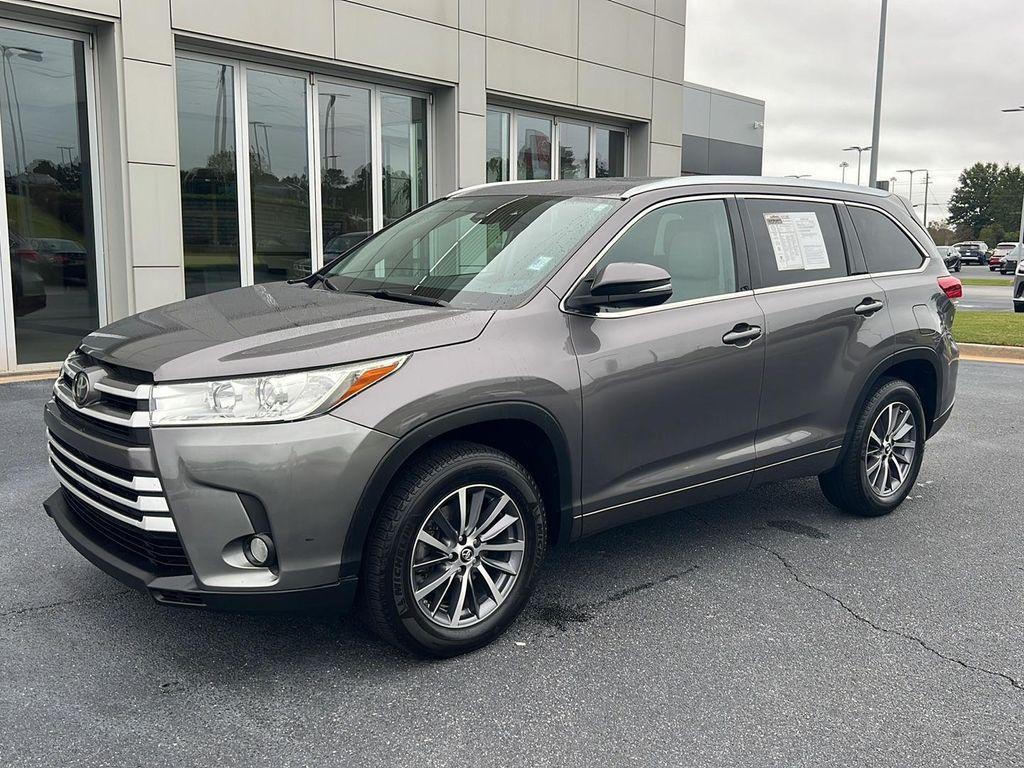 used 2018 Toyota Highlander car, priced at $22,500