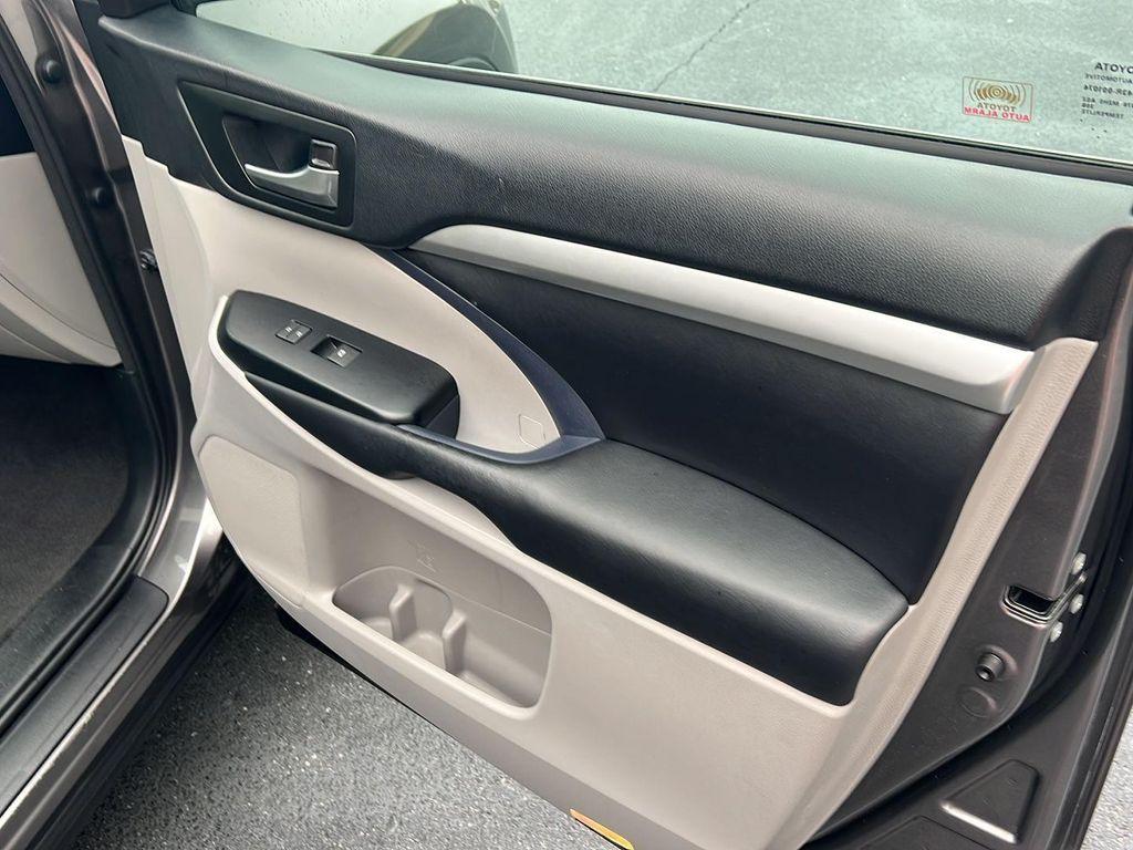 used 2018 Toyota Highlander car, priced at $22,500
