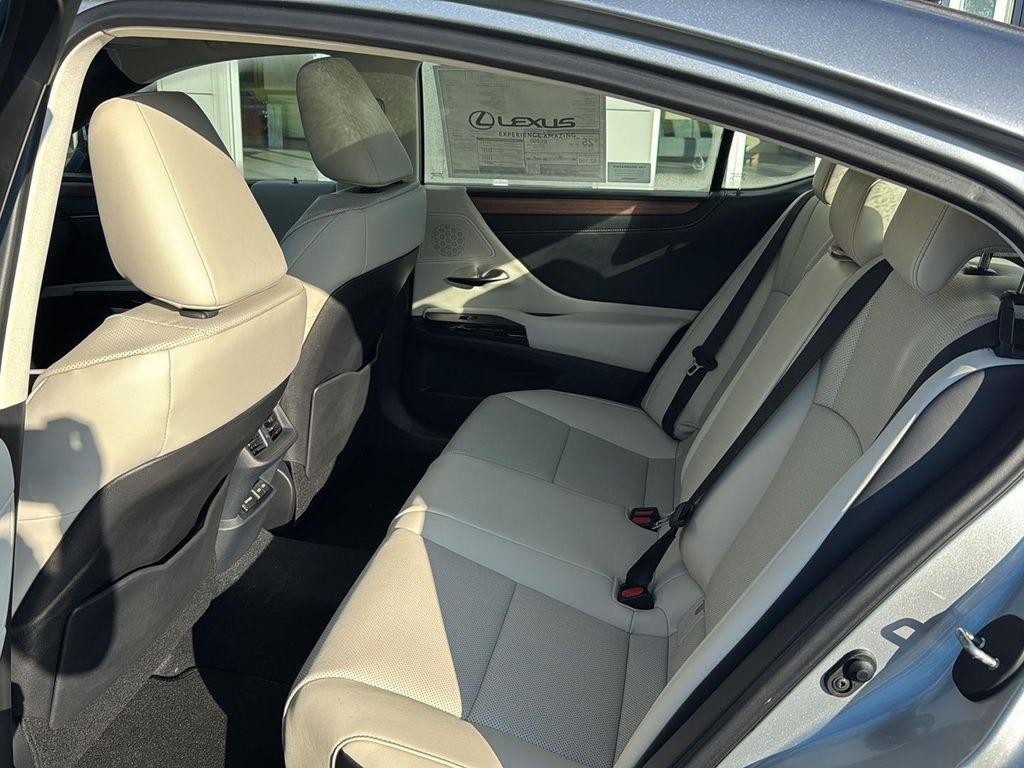 new 2025 Lexus ES 350 car, priced at $49,940