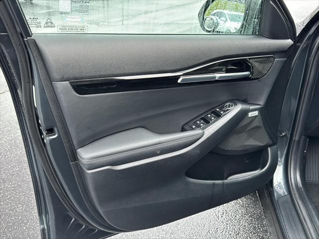 used 2024 Kia Seltos car, priced at $26,500