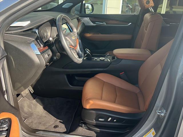 used 2024 Cadillac XT5 car, priced at $41,500