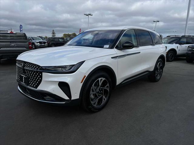 new 2024 Lincoln Nautilus car, priced at $58,035