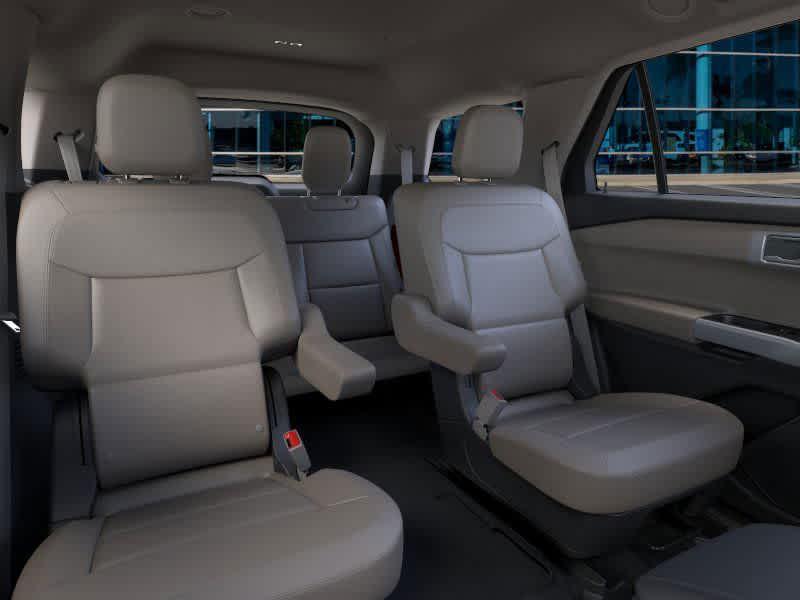 new 2024 Ford Explorer car, priced at $42,415