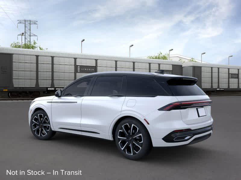 new 2025 Lincoln Nautilus car