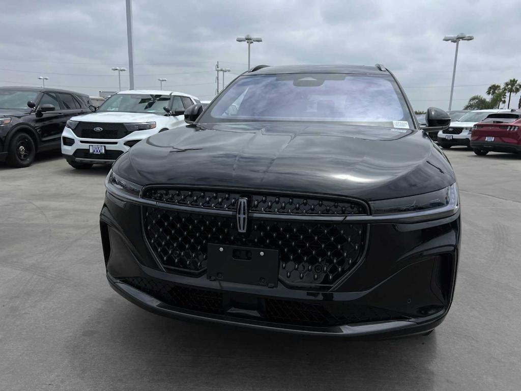 new 2025 Lincoln Nautilus car, priced at $66,705