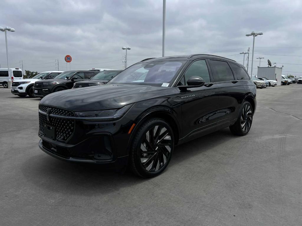 new 2025 Lincoln Nautilus car, priced at $66,705