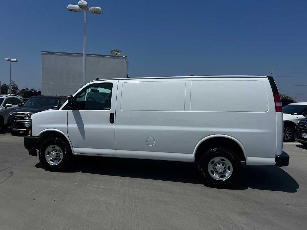 used 2022 Chevrolet Express 3500 car, priced at $25,988