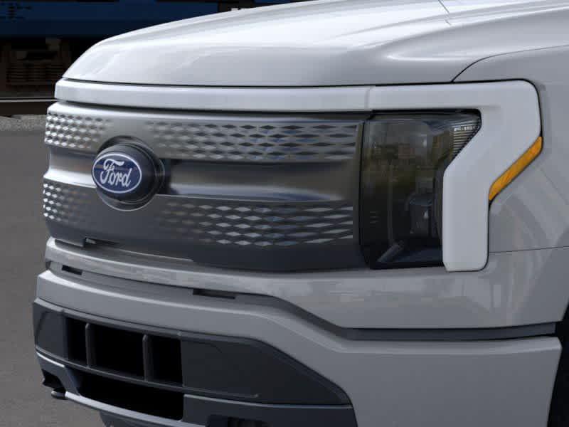 new 2024 Ford F-150 Lightning car