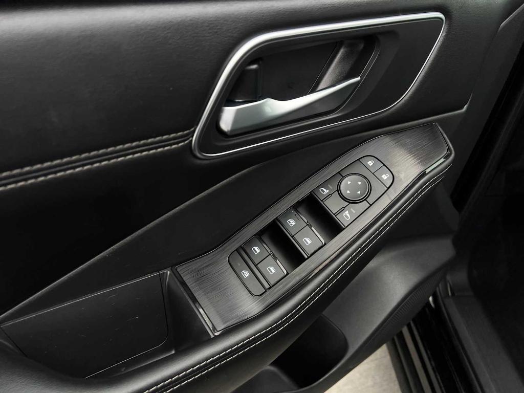 used 2021 Nissan Rogue car, priced at $21,988