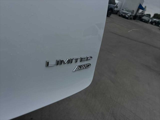 used 2021 Chrysler Pacifica car, priced at $30,988