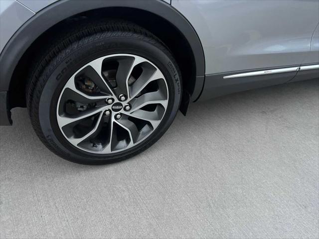used 2022 Lincoln Nautilus car, priced at $33,988