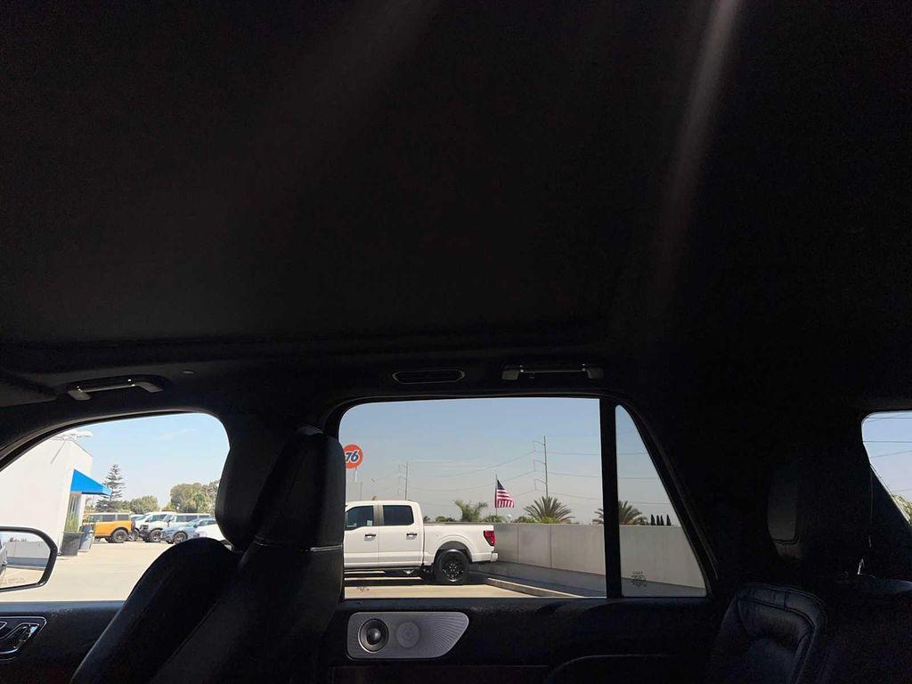 used 2021 Lincoln Navigator L car, priced at $50,988