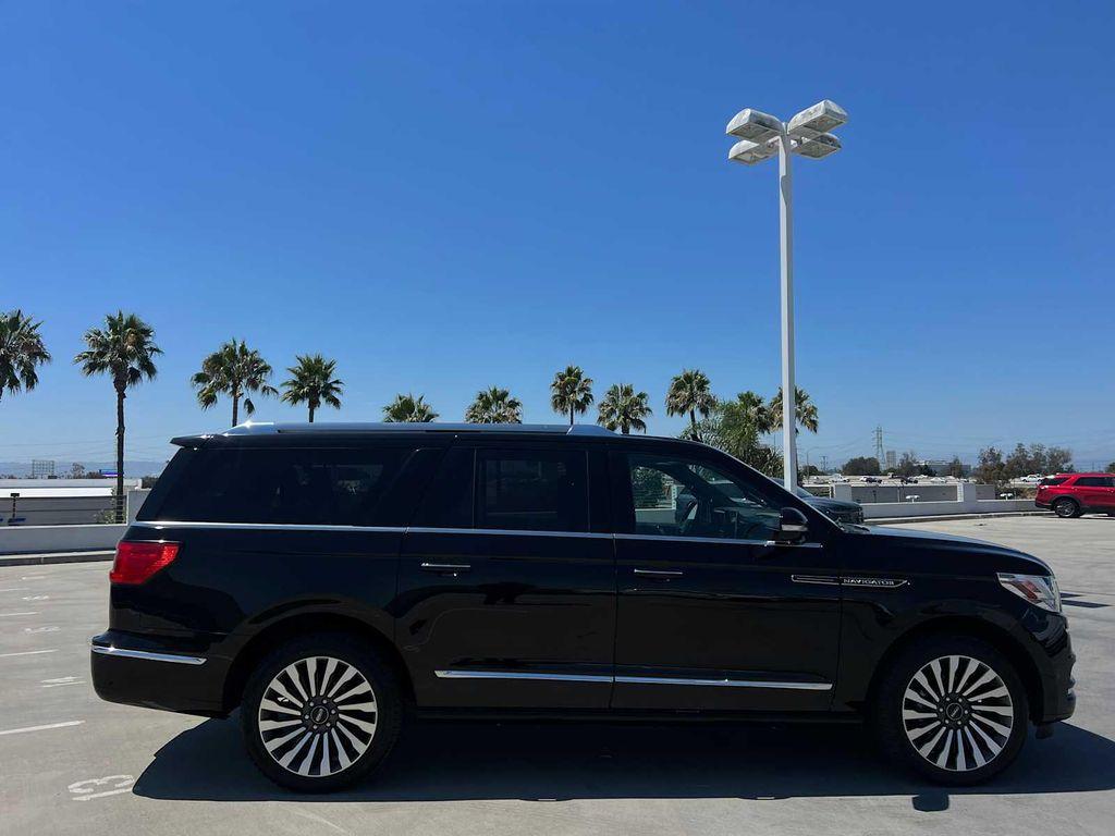 used 2021 Lincoln Navigator L car, priced at $50,988