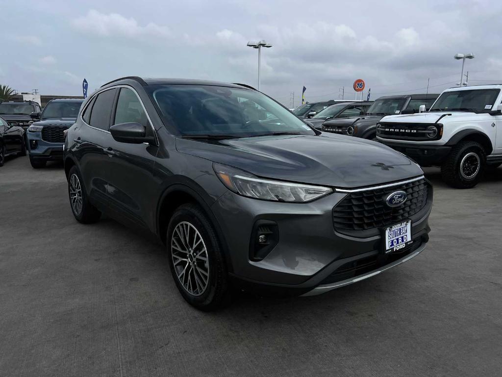 new 2025 Ford Escape car, priced at $41,985