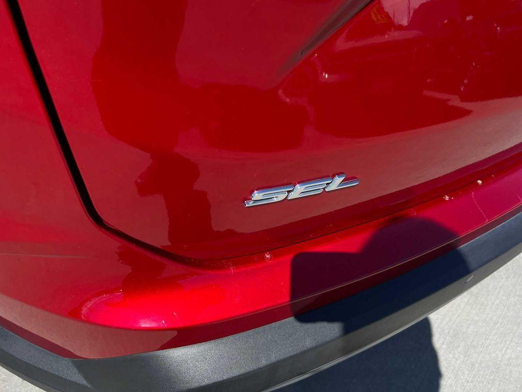 used 2022 Ford Edge car, priced at $25,888