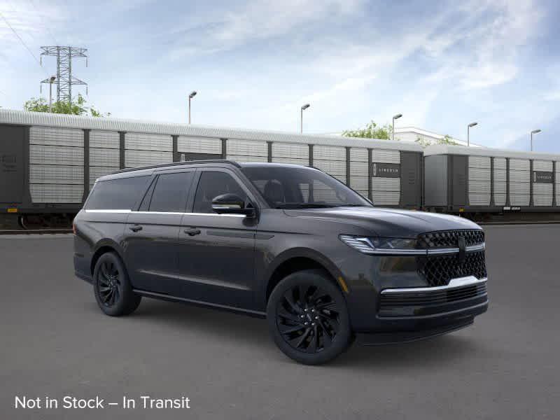 new 2025 Lincoln Navigator L car, priced at $111,300