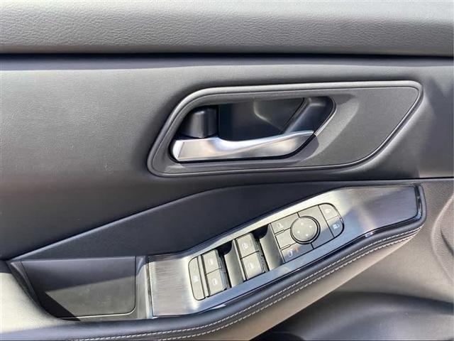 new 2025 Nissan Rogue car