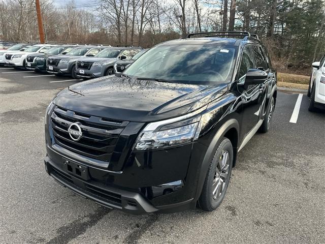 new 2025 Nissan Pathfinder car, priced at $45,488