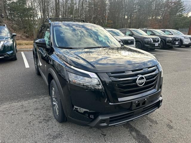 new 2025 Nissan Pathfinder car, priced at $45,488