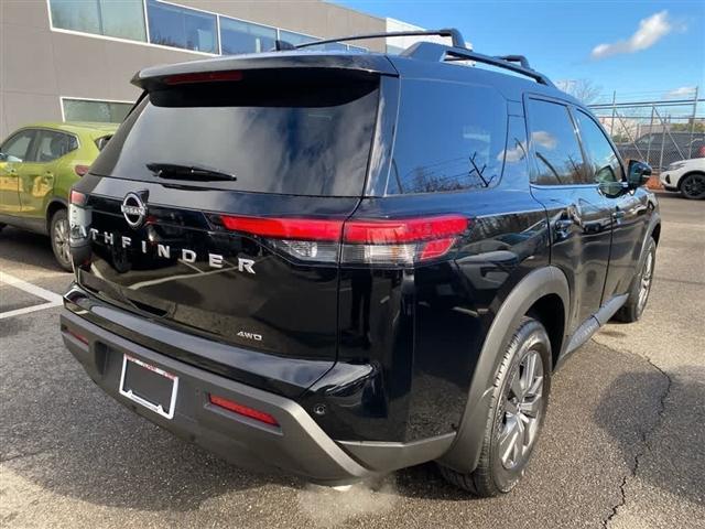 new 2025 Nissan Pathfinder car, priced at $35,818