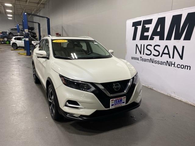 used 2020 Nissan Rogue Sport car, priced at $24,352