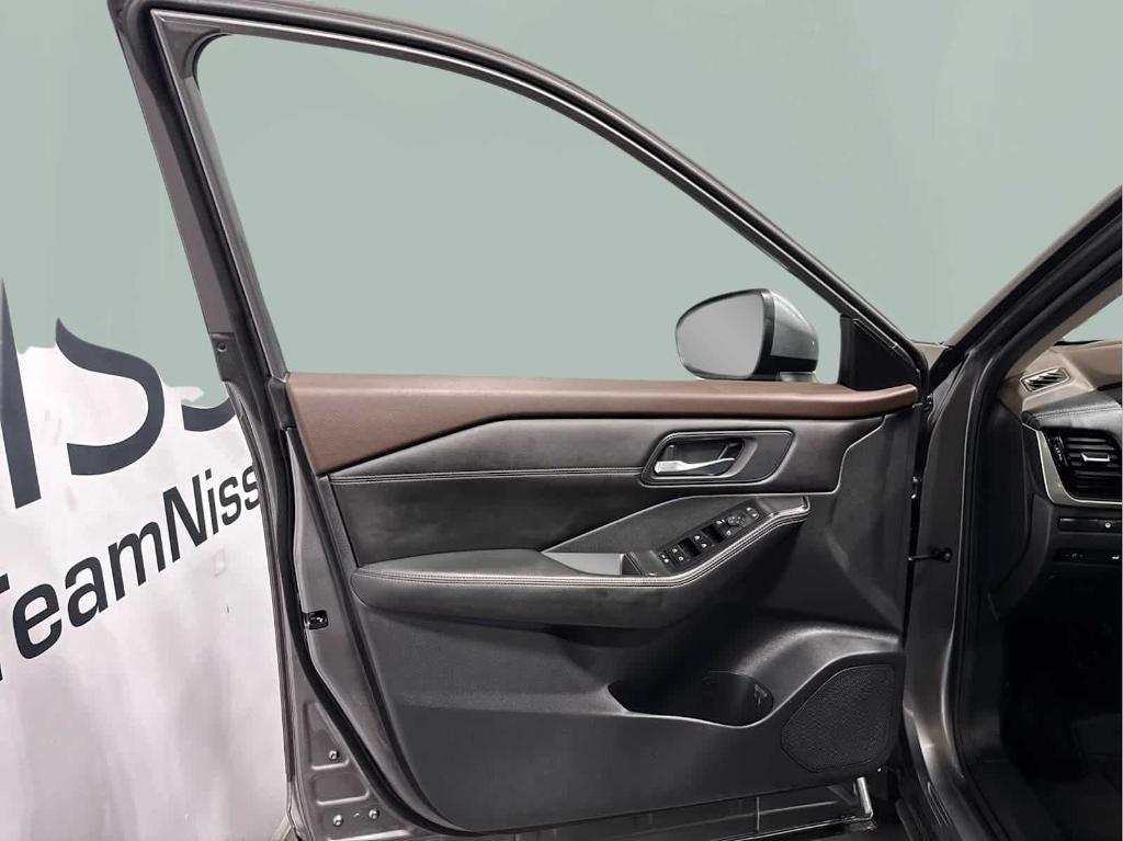 used 2022 Nissan Rogue car, priced at $24,997