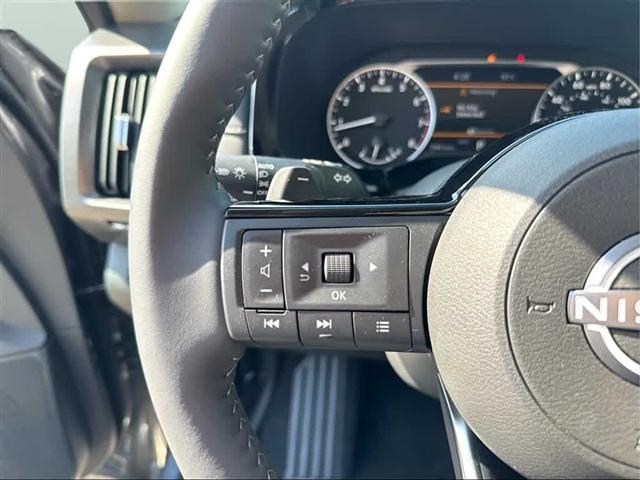 new 2025 Nissan Pathfinder car, priced at $44,348