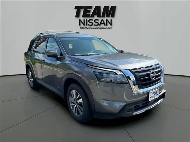 new 2025 Nissan Pathfinder car, priced at $44,348