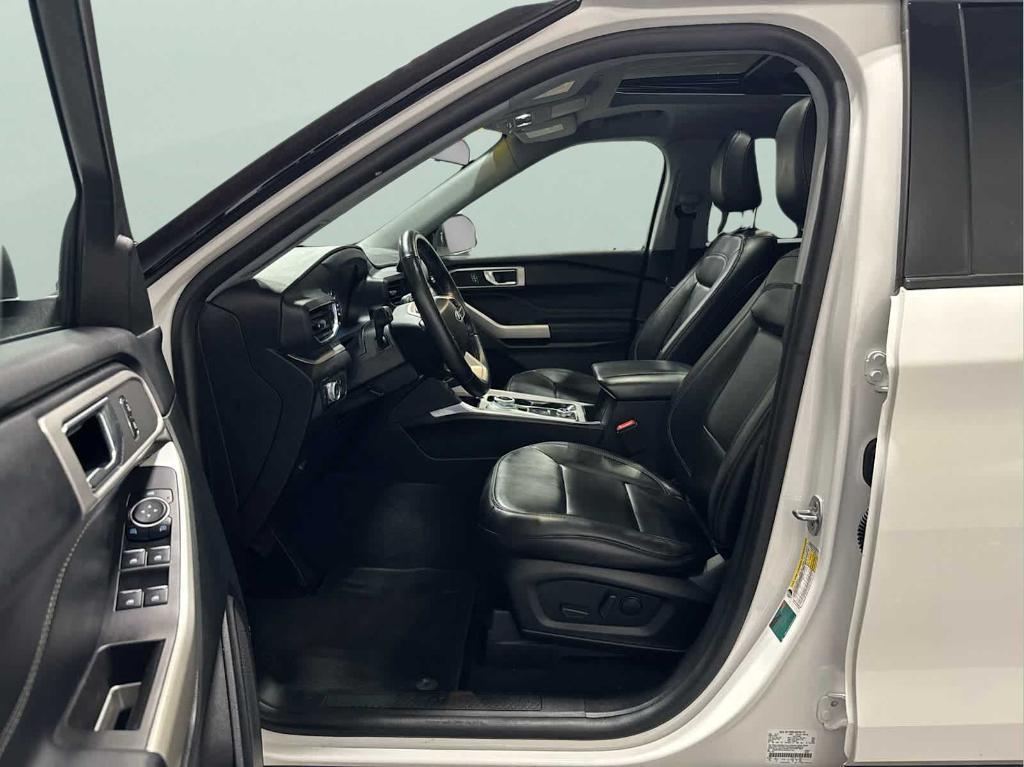 used 2022 Ford Explorer car, priced at $29,533