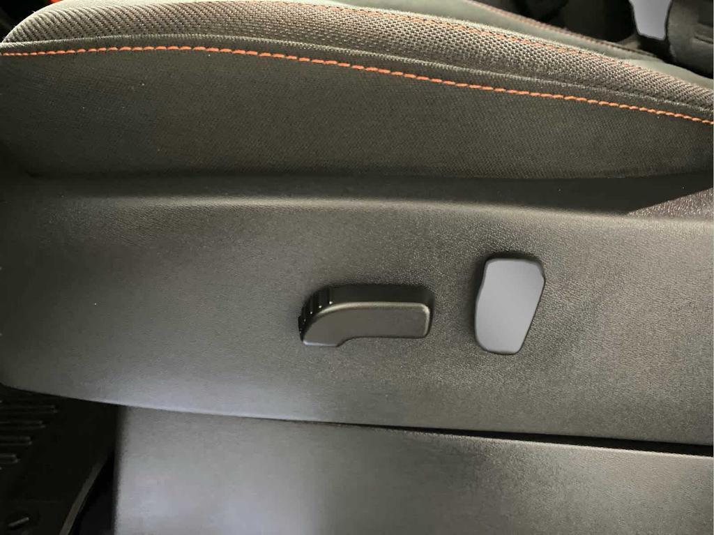 used 2023 Nissan Frontier car, priced at $39,623