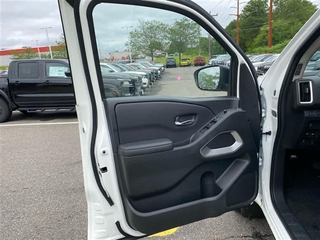 new 2025 Nissan Frontier car, priced at $36,001