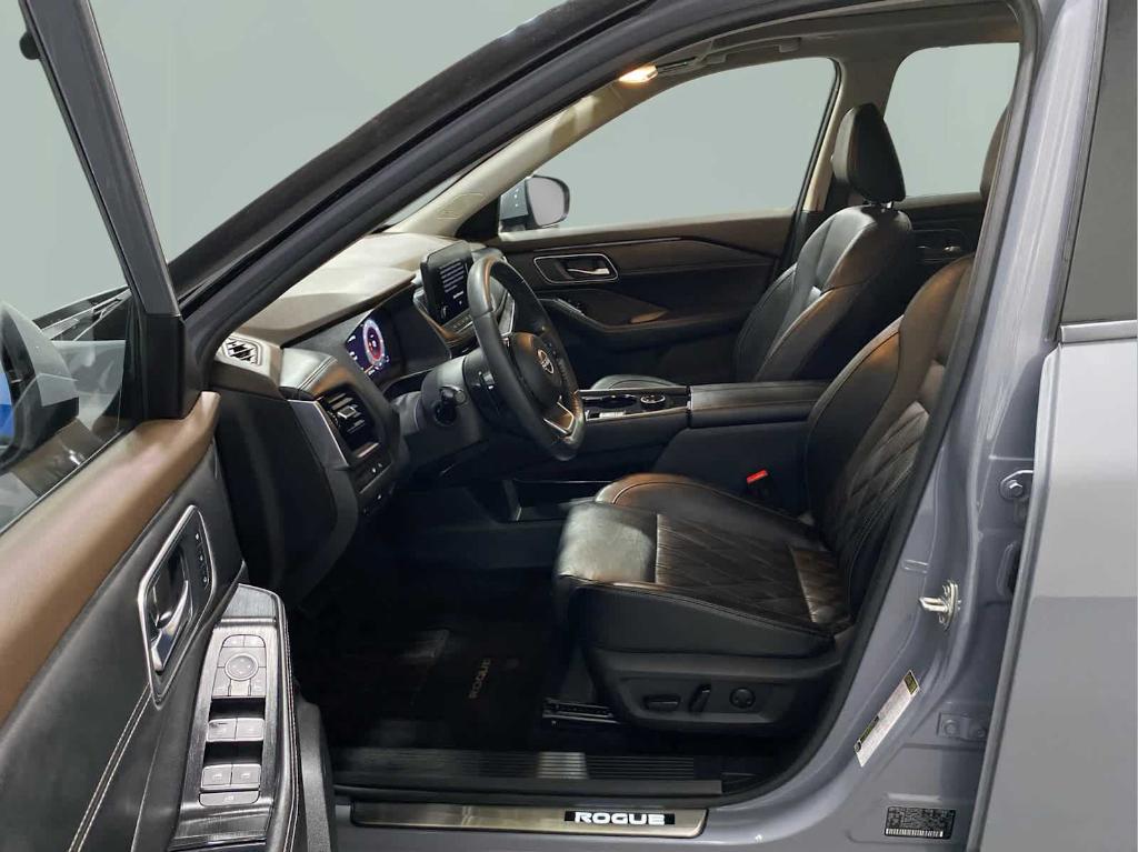 used 2022 Nissan Rogue car, priced at $31,431