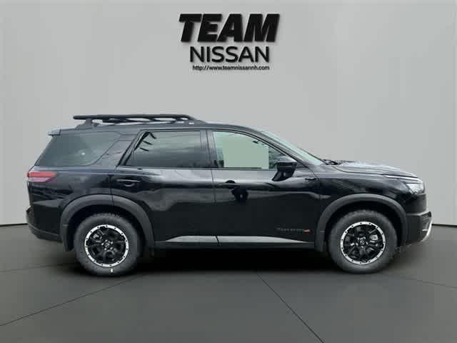 new 2025 Nissan Pathfinder car, priced at $45,260