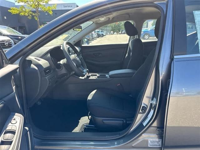new 2025 Nissan Sentra car, priced at $22,178