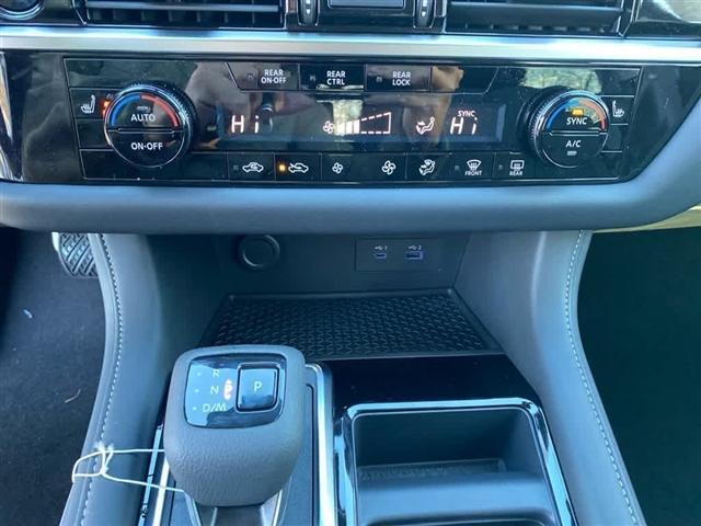 new 2025 Nissan Pathfinder car, priced at $38,547