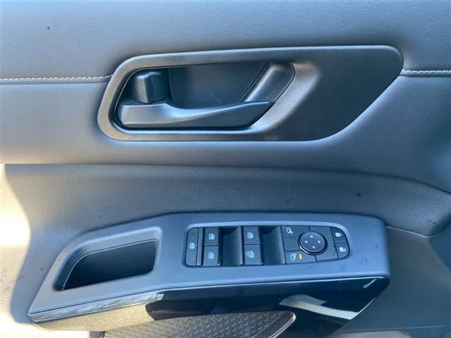 new 2025 Nissan Pathfinder car, priced at $38,547