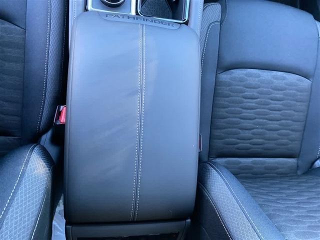 new 2025 Nissan Pathfinder car, priced at $38,547