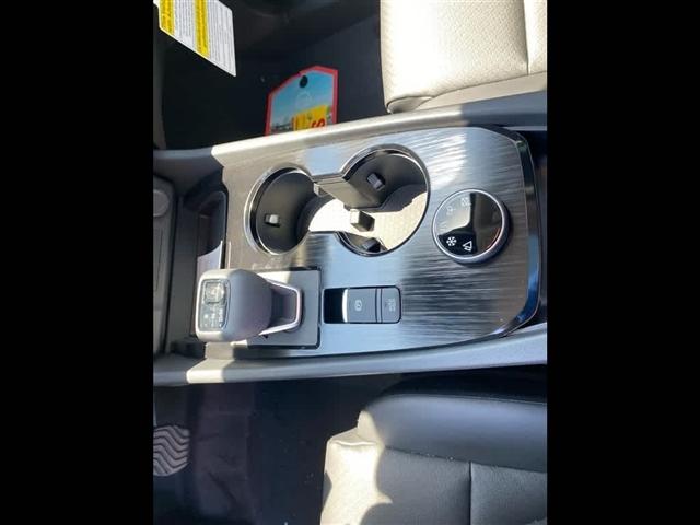 new 2025 Nissan Rogue car