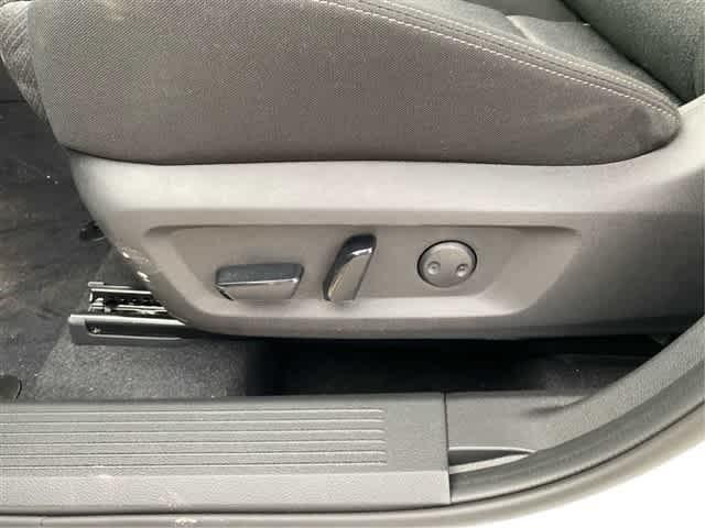 new 2025 Nissan Rogue car, priced at $34,188