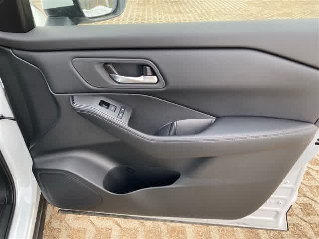 new 2025 Nissan Rogue car, priced at $34,188