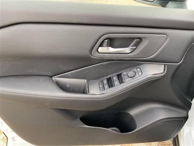 new 2025 Nissan Rogue car, priced at $34,188